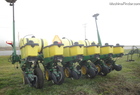  John Deere 7200