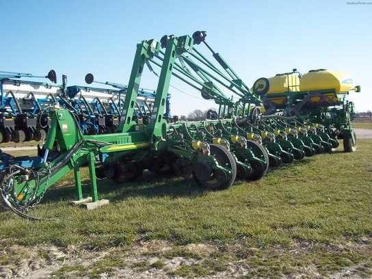 2009 John Deere 1770NT