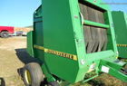 1997 John Deere 566