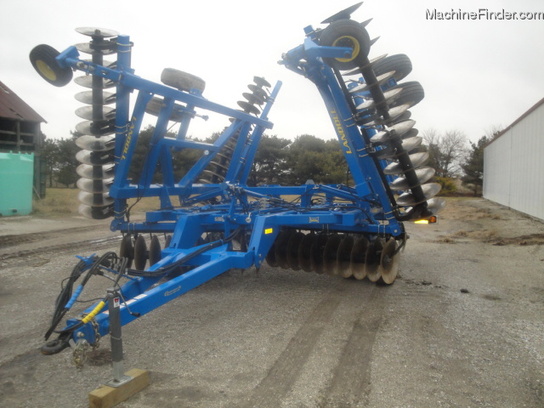 2010 Landoll 6230-33
