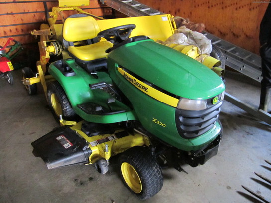 2008 John Deere X320