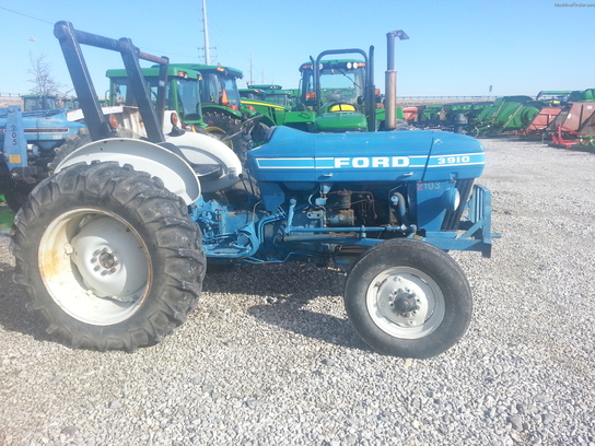 1983 Ford 3910