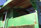 2000 John Deere 9976