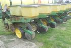  John Deere 7000
