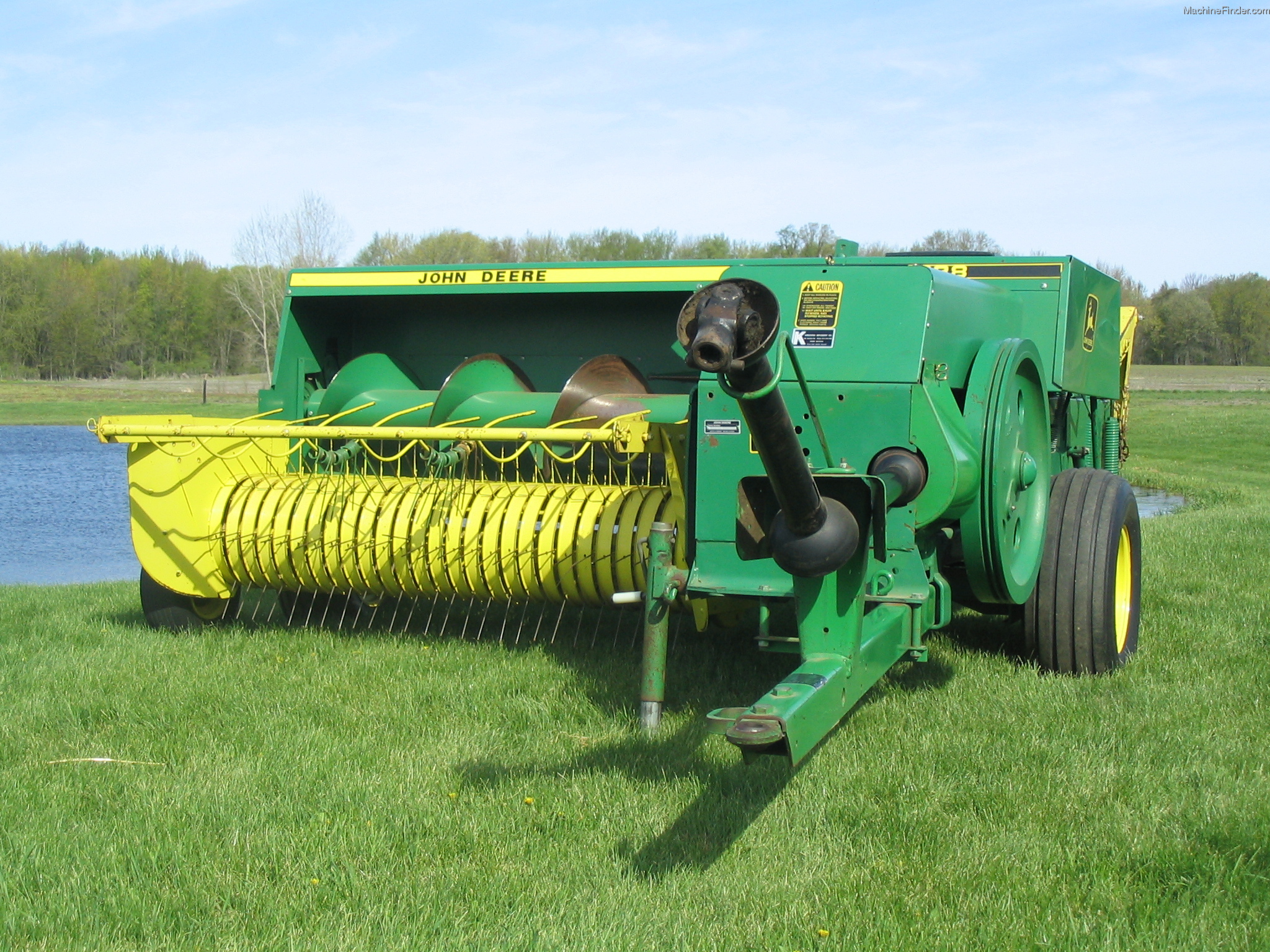 1989 John Deere 338 Hay Equipment Square Balers John Deere