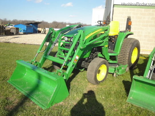 2010 John Deere 4320