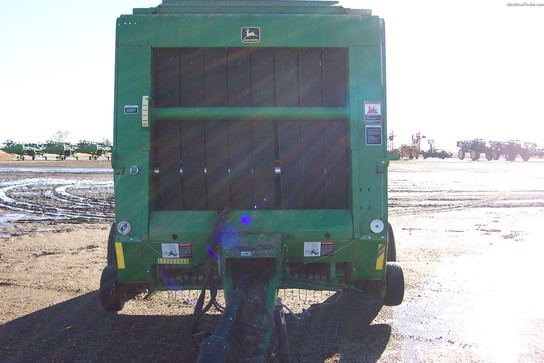 1997 John Deere 566