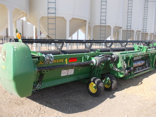 2010 John Deere 630D