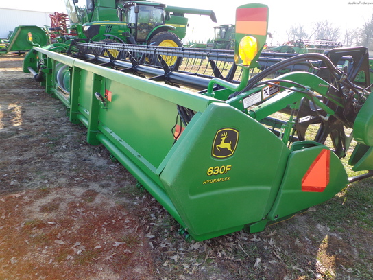 2004 John Deere 630F