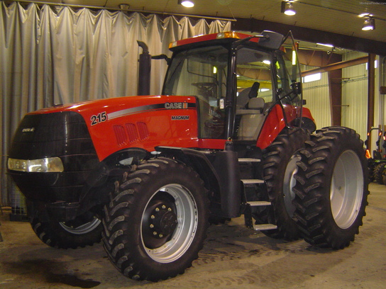 2007 Case IH 215 MAGNUM