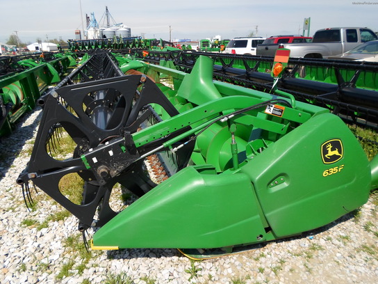 2008 John Deere 635F