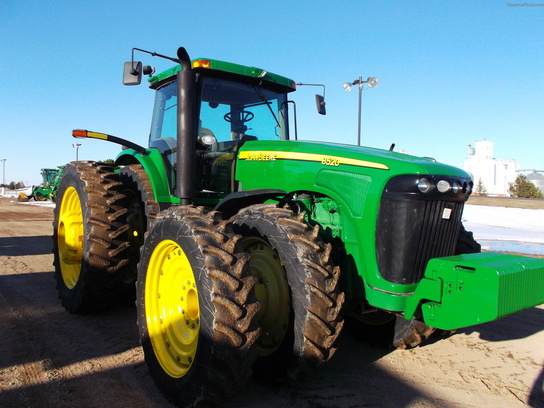 2005 John Deere 8520