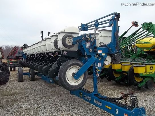 2006 Kinze 3650 16ROW