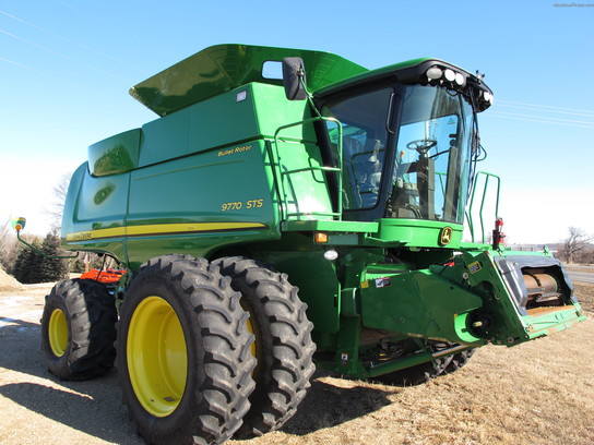2008 John Deere 9770
