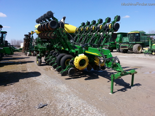 2004 John Deere 1790