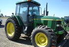 2001 John Deere 7210