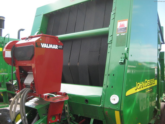 2005 John Deere 567