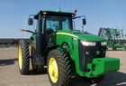 2011 John Deere 8235R