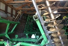2000 John Deere 637