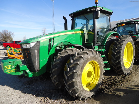 2012 John Deere 8310R