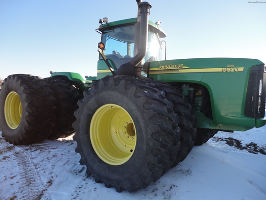 2002 John Deere 9520