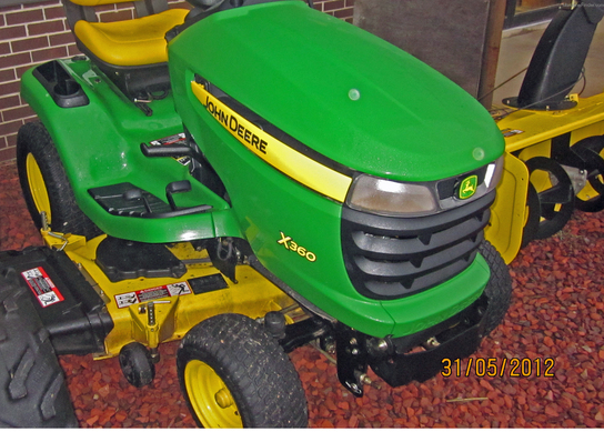 2010 John Deere X360