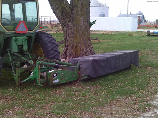  John Deere 270
