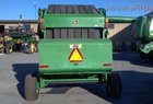 2001 John Deere 567