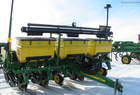 2011 John Deere 1750