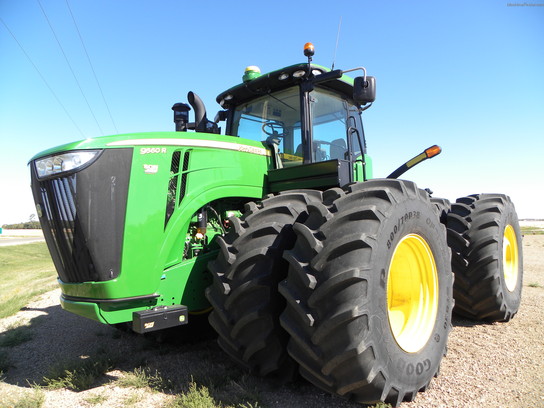 2012 John Deere 9560R