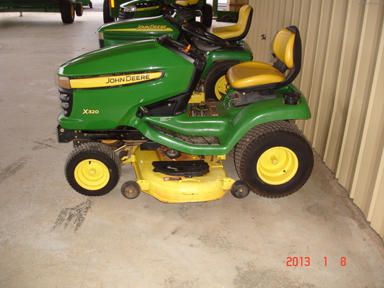2007 John Deere X320