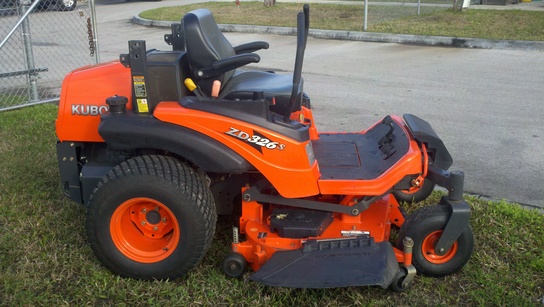 2006 Kubota ZD326S