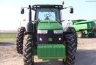 2011 John Deere 8260R