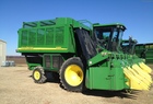 2004 John Deere 9986