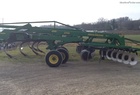 2008 John Deere 2700
