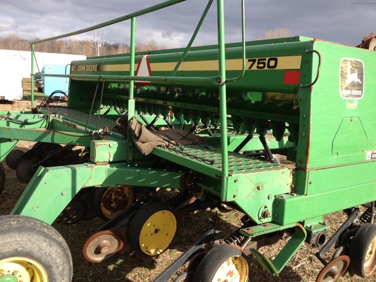 1995 John Deere 750 NO-TILL DRILL