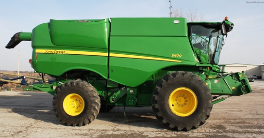 2012 John Deere S670