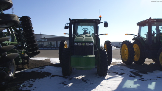 2010 John Deere 8270R