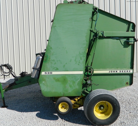 1985 John Deere 530