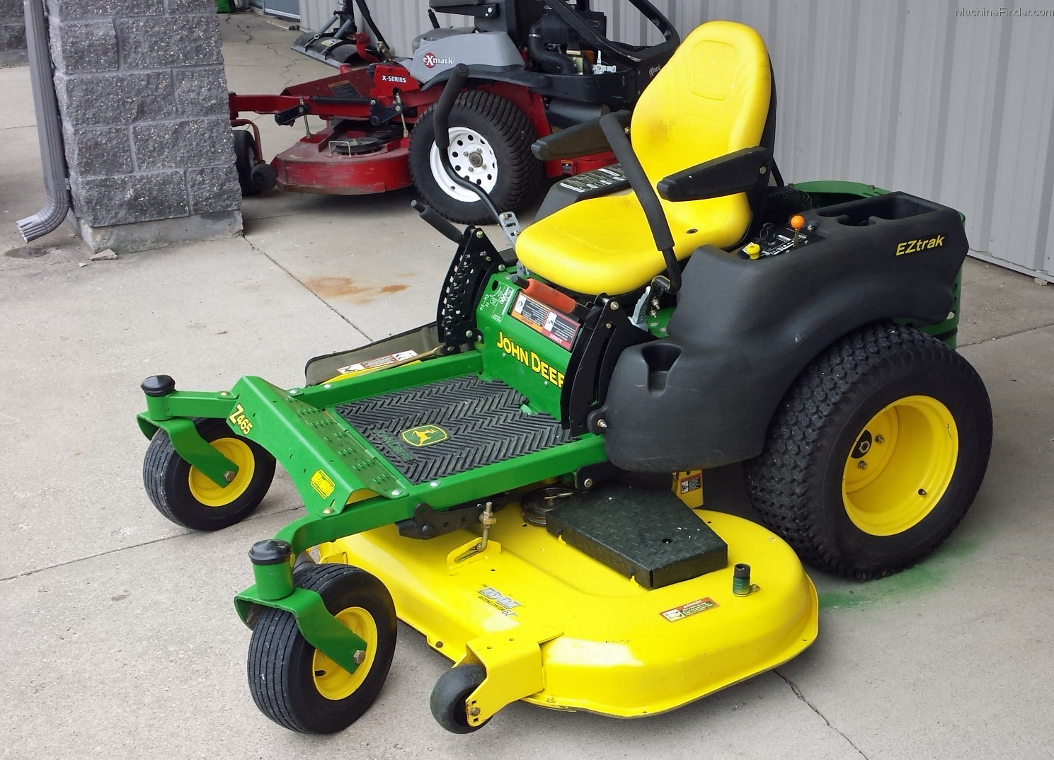 2009 John Deere Z465 Lawn & Garden and Commercial Mowing John Deere