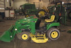 2004 John Deere 2210