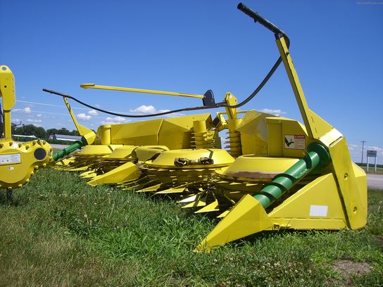 2009 John Deere 678