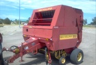 1993 New Holland 660