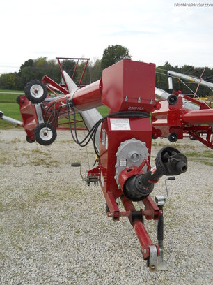 2010 Mayrath 12x72