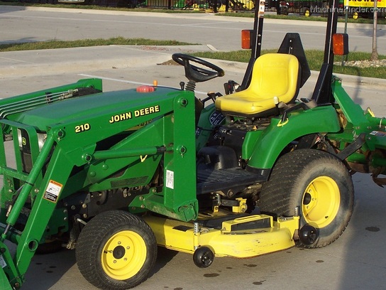 2004 John Deere 2210, turf tires, 210 Loader, 62C mower