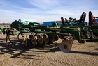 2005 John Deere 2700