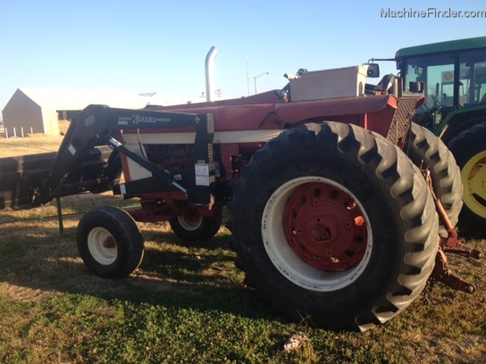  International Harvester 1066