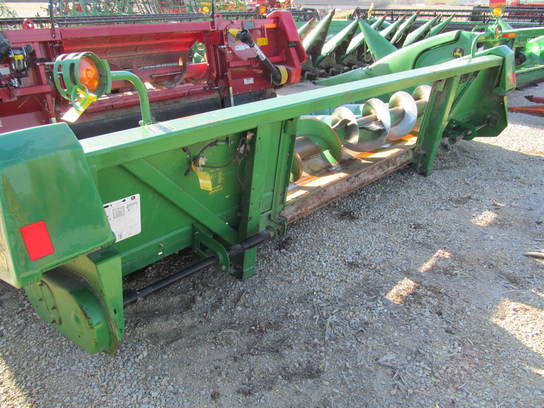 John Deere 693