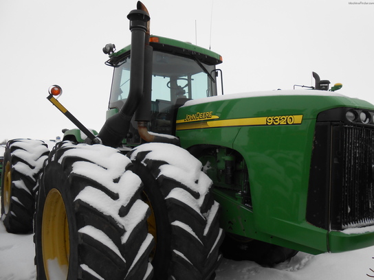 2003 John Deere 9320
