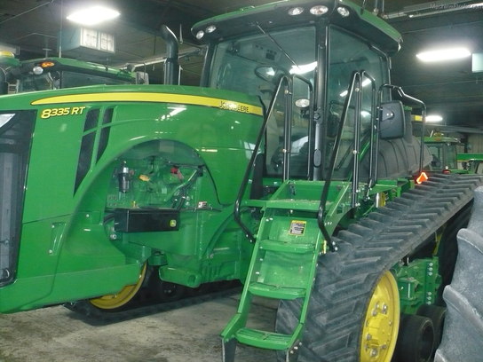 2011 John Deere 8335RT